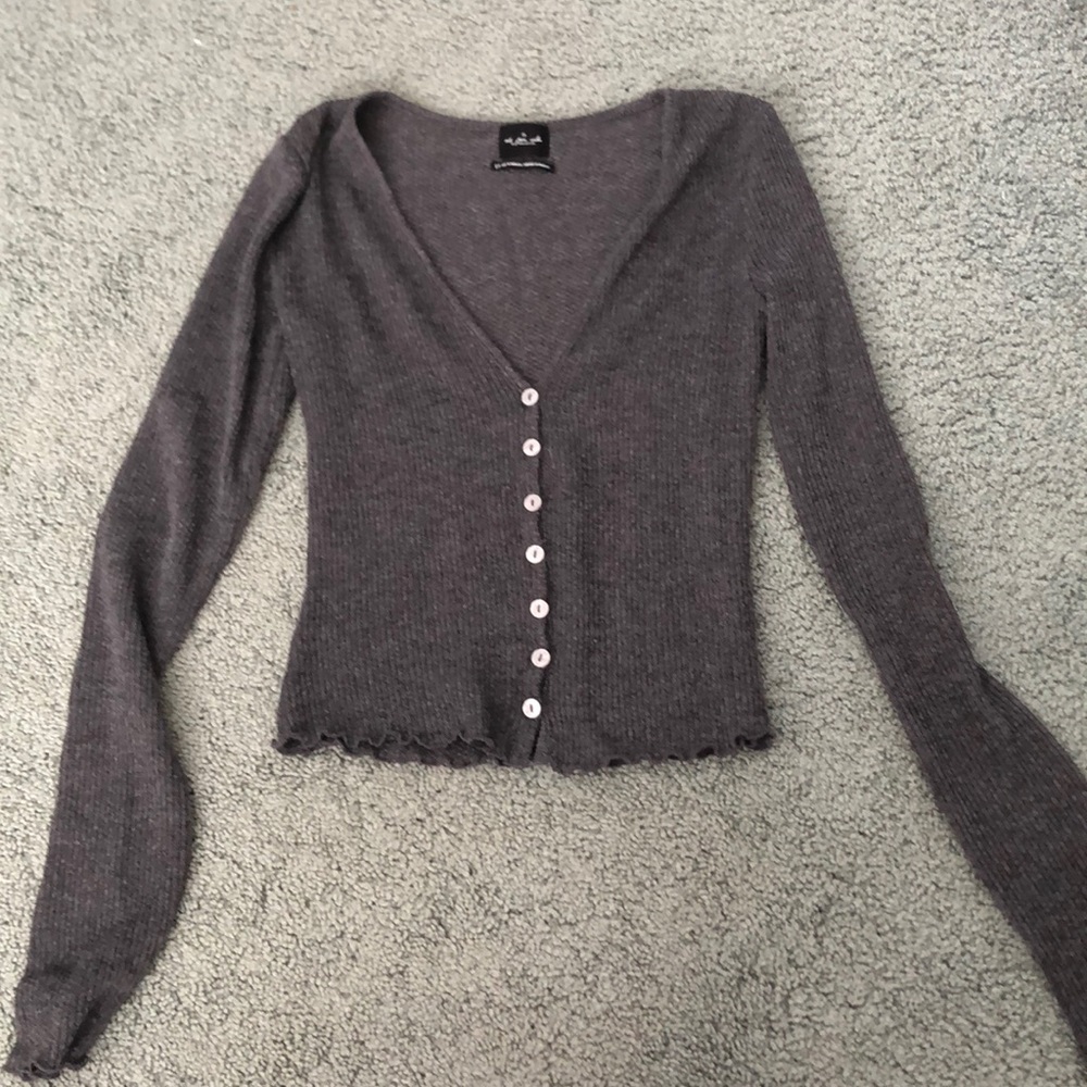 Urban Outfitters Long sleeve ruffle crop top